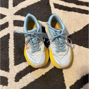 Hoka Bondi Size 6